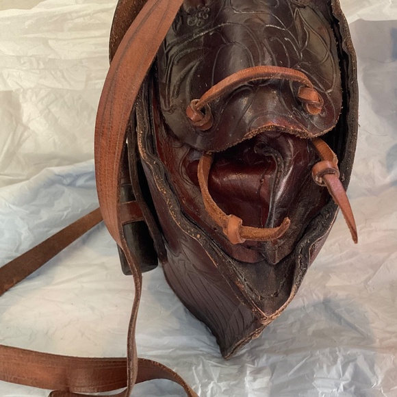 VINTAGE LEATHER PURSE - Picture 4 of 10